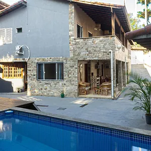  Habitación en casa particular Casa Jaguar A 3 Minutos Da Geriba Brasil